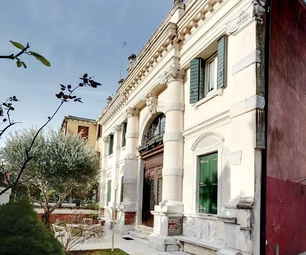 Apartment Nobile House *